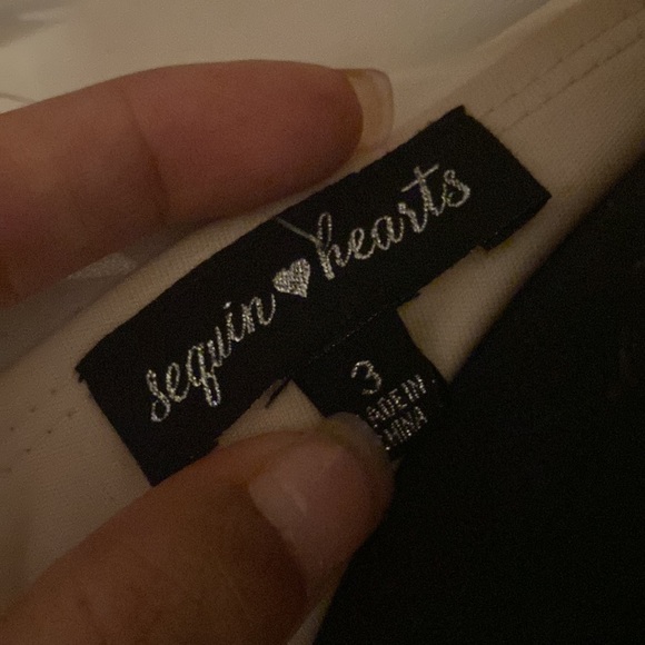 MAKE OFFER! MUST GO! NWT Cream/white off shoulder lace Cocktail dress - … - Picture 5 of 8